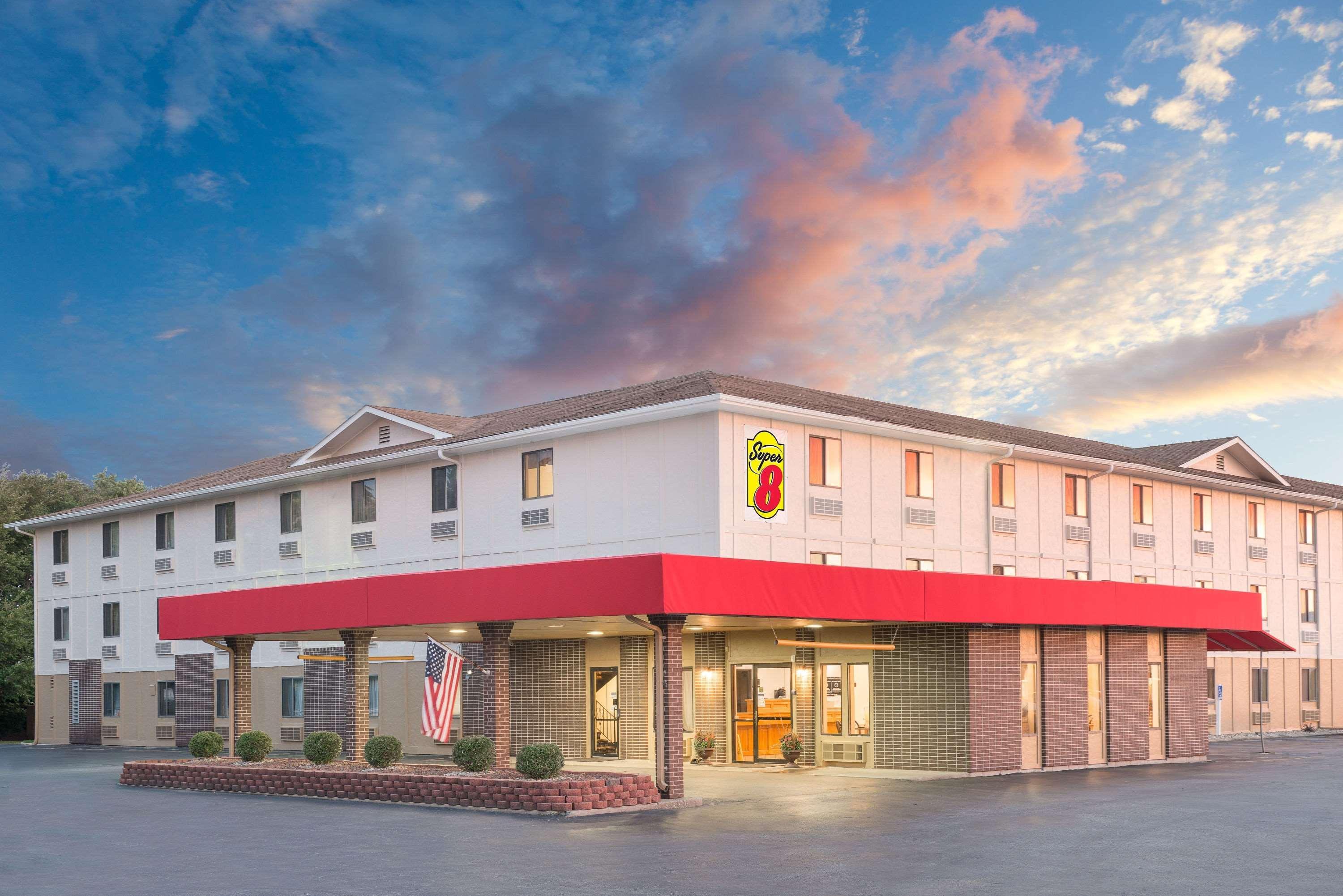 Super 8 By Wyndham Terre Haute Exteriér fotografie